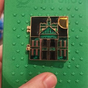 Disney Haunted Mansion Stained Glass Pin w/ Hitchhiking Ghosts on Inside, Le 750